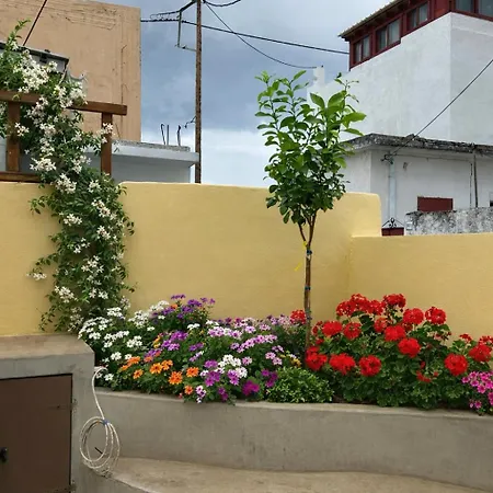 Apartman Floura's Kamariko - Authentic Rhodian *