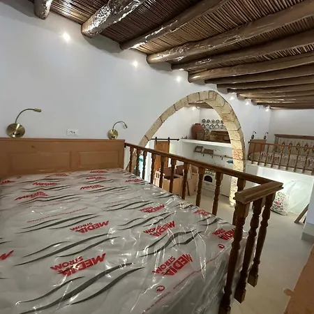 Floura's Kamariko - Authentic Rhodian Apartman Arhángelosz
