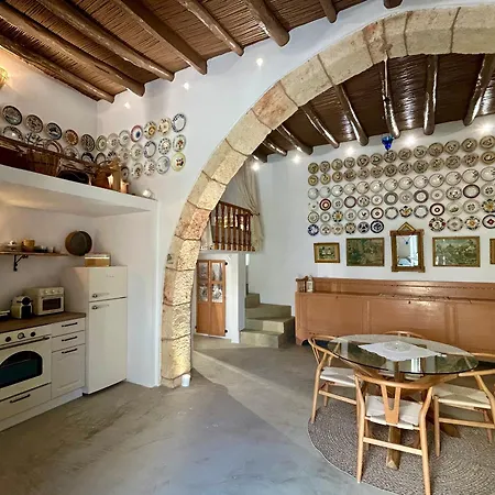 Floura's Kamariko - Authentic Rhodian * Arhángelosz